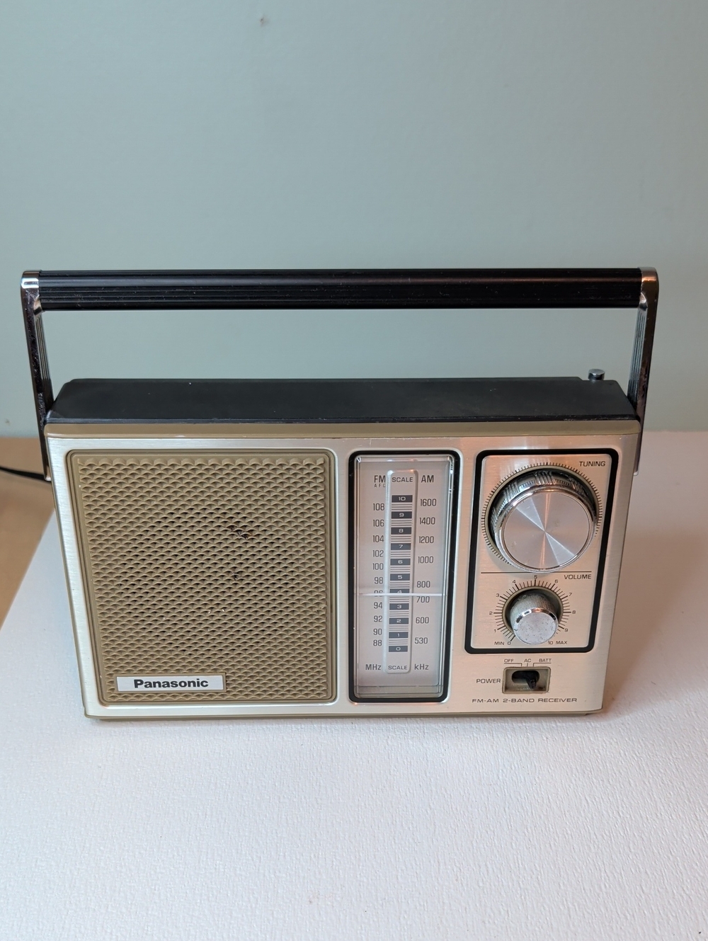 Panasonic Portable AM/FM Radio — RF - 560D